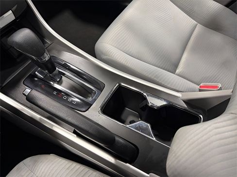 Used 2014 Honda Accord LX image 23