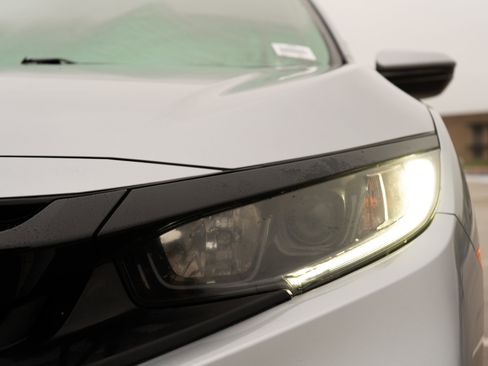 Used 2019 Honda Civic EX image 11