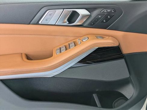 Used 2019 BMW X7 xDrive40i w/ Premium Package image 19