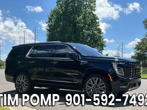 Used 2025 GMC Yukon Denali Ultimate AWD/4WD image 4