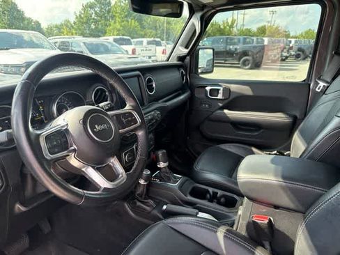 Used 2021 Jeep Wrangler Unlimited Sahara AWD/4WD image 12