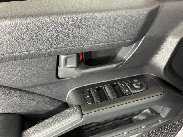 Used 2025 Toyota 4Runner SR5 AWD/4WD image 13