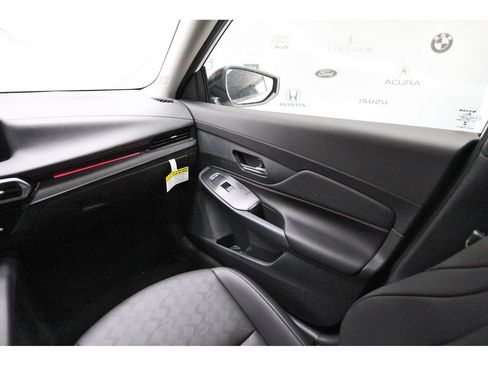 New 2026 Nissan Sentra SR w/ SR Premium Package FWD image 8