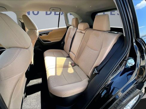 Used 2020 Toyota RAV4 XLE w/ XLE Grade Weather Package image 22
