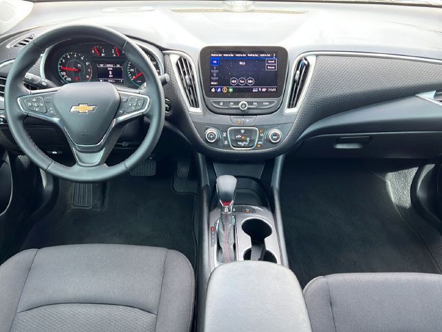 Used 2024 Chevrolet Malibu RS FWD image 11