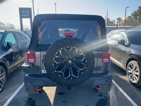 Used 2017 Jeep Wrangler Unlimited Rubicon image 7