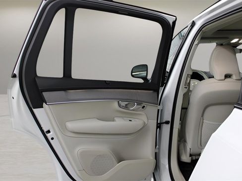 New 2026 Volvo XC90 B6 Ultra w/ Protection Package Premier image 29