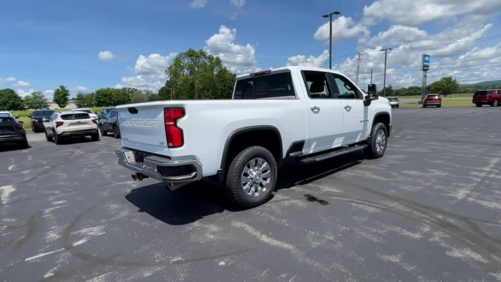 Used 2024 Chevrolet Silverado 2500 LTZ w/ LTZ Plus Package AWD/4WD image 8