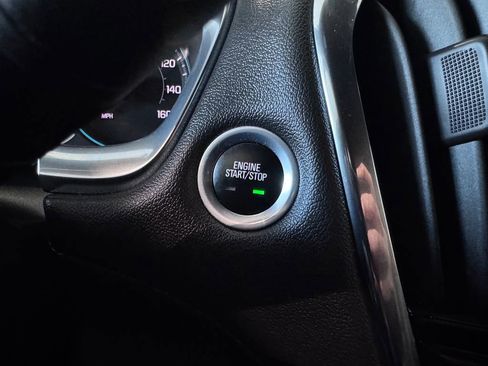 Certified 2023 Chevrolet Traverse LT image 22