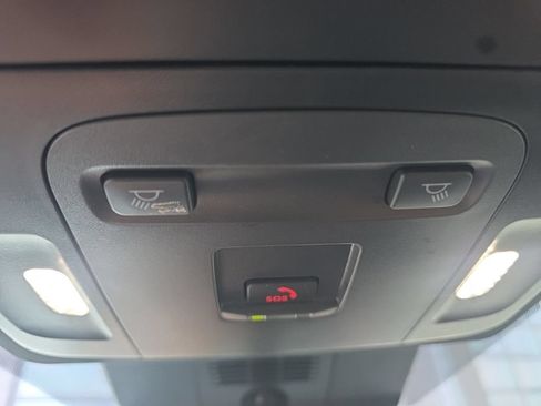 Used 2025 Toyota Camry SE FWD image 22