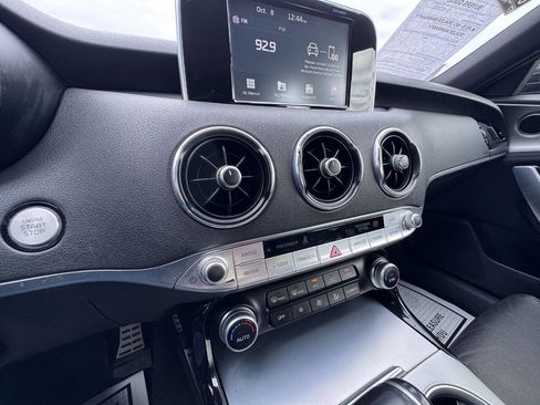 Used 2018 Kia Stinger GT image 22