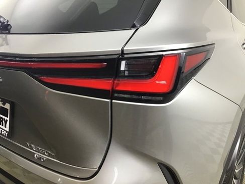 Used 2026 Lexus NX 350h AWD w/ Premium Package image 22