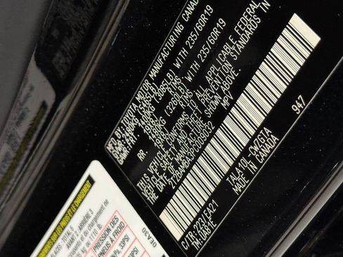 Used 2023 Lexus RX 350 Premium image 35