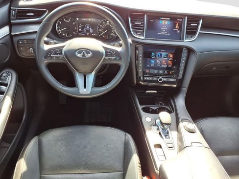 Used 2022 INFINITI QX50 Luxe w/ Appearance Package image 8