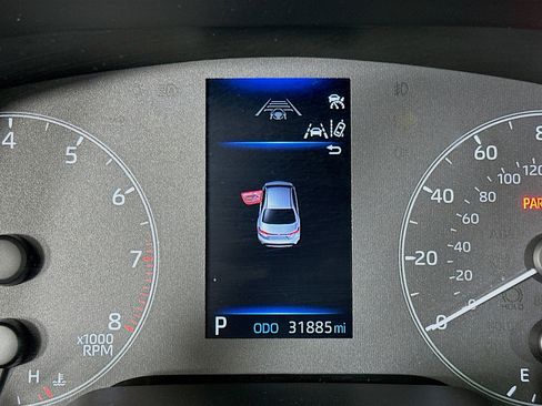 Used 2025 Toyota Corolla LE image 19