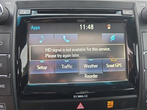 Used 2017 Toyota Camry XSE image 19