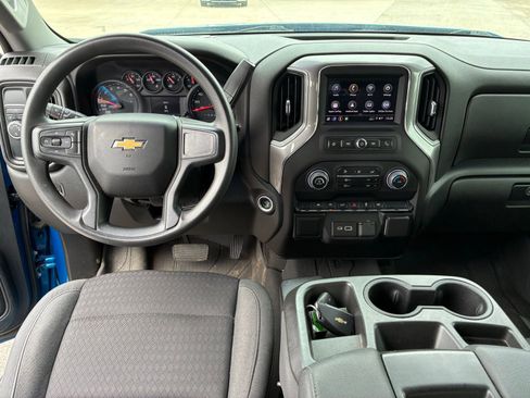 Used 2022 Chevrolet Silverado 1500 Custom image 5