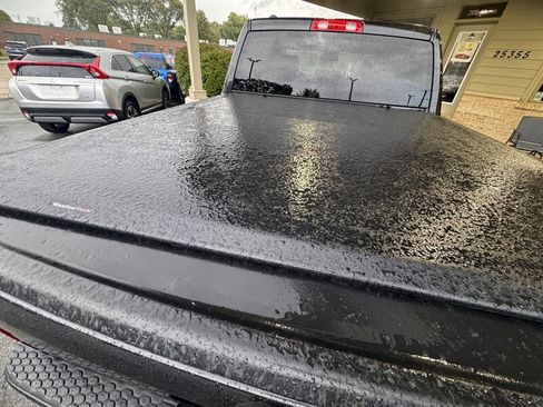 Used 2015 RAM 1500 Express image 26