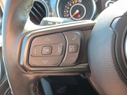 Used 2022 Jeep Wrangler Unlimited Sport AWD/4WD image 25