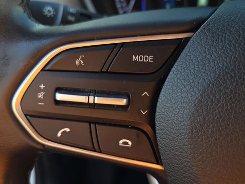 Used 2020 Hyundai Santa Fe Limited image 25