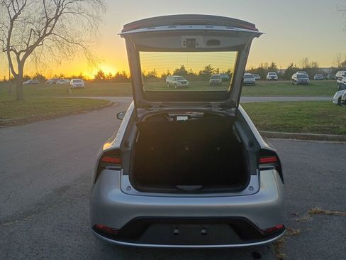 Used 2025 Toyota Prius LE image 11