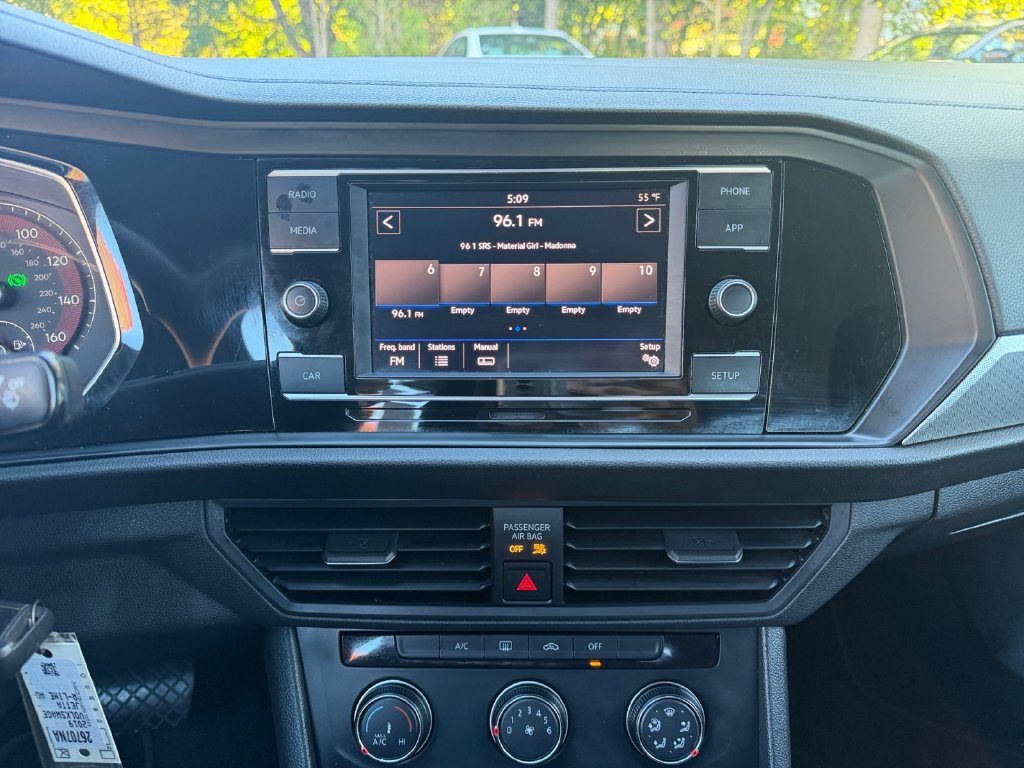 Used 2019 Volkswagen Jetta S w/ Driver Assistance Package FWD image 22