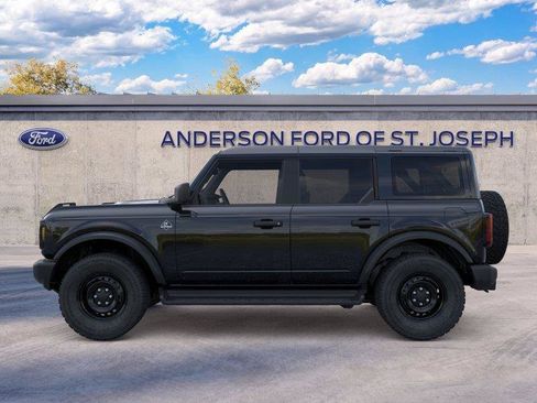 New 2026 Ford Bronco Outer Banks AWD/4WD image 3