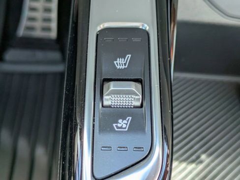 Used 2025 Kia Sorento SX FWD image 24