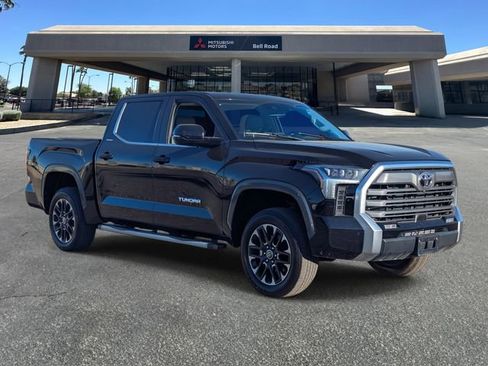 Used 2023 Toyota Tundra Limited AWD/4WD image 8