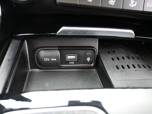 Certified 2023 Kia Stinger GT-Line AWD/4WD image 29