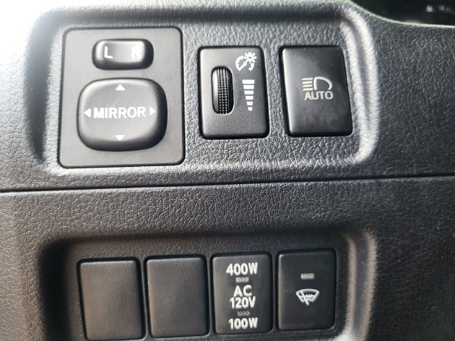 Used 2023 Toyota 4Runner TRD Off-Road Premium w/ Moonroof Package AWD/4WD image 23