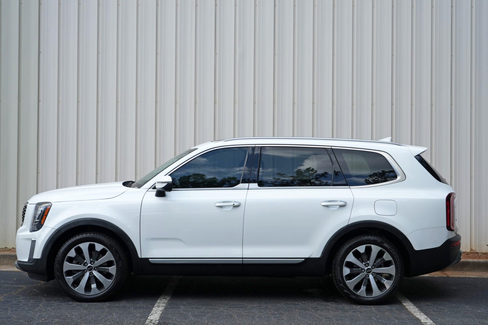 Used 2020 Kia Telluride S AWD/4WD image 47