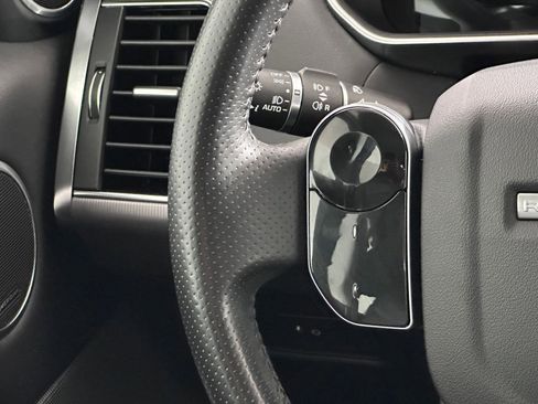 Used 2020 Land Rover Range Rover Sport HSE image 22