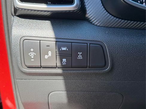 Used 2020 Hyundai Tucson Value AWD/4WD image 17