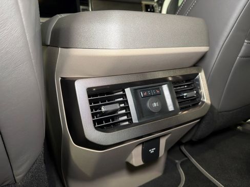 Used 2026 Ford F450 Platinum w/ Platinum Plus Package AWD/4WD image 14