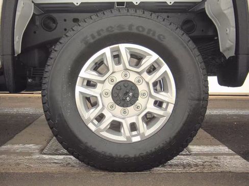 Used 2024 Chevrolet Silverado 2500 LT w/ Safety Package image 12