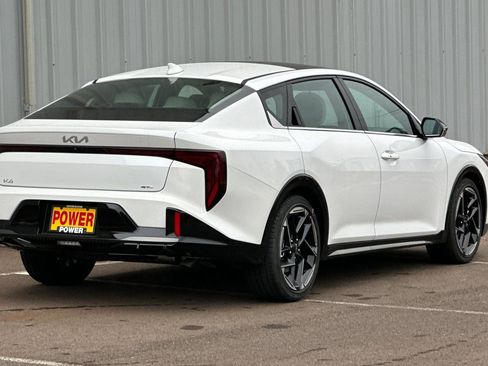 New 2026 Kia K4 GT-Line image 5