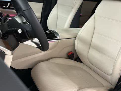 Used 2026 Mercedes-Benz GLC 300 4MATIC image 25