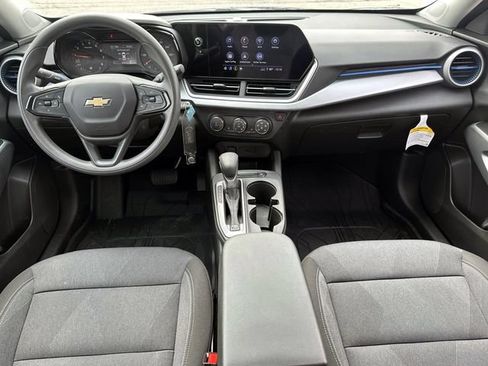 Certified 2024 Chevrolet Trax LS w/ LS Convenience Package FWD image 14