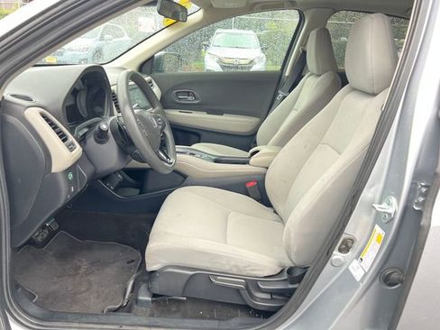 Used 2022 Honda HR-V EX image 16
