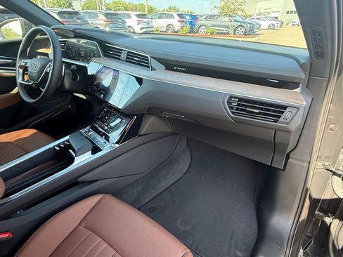 Used 2024 Audi Q8 e-tron Premium Plus w/ Premium Plus Package AWD/4WD image 51