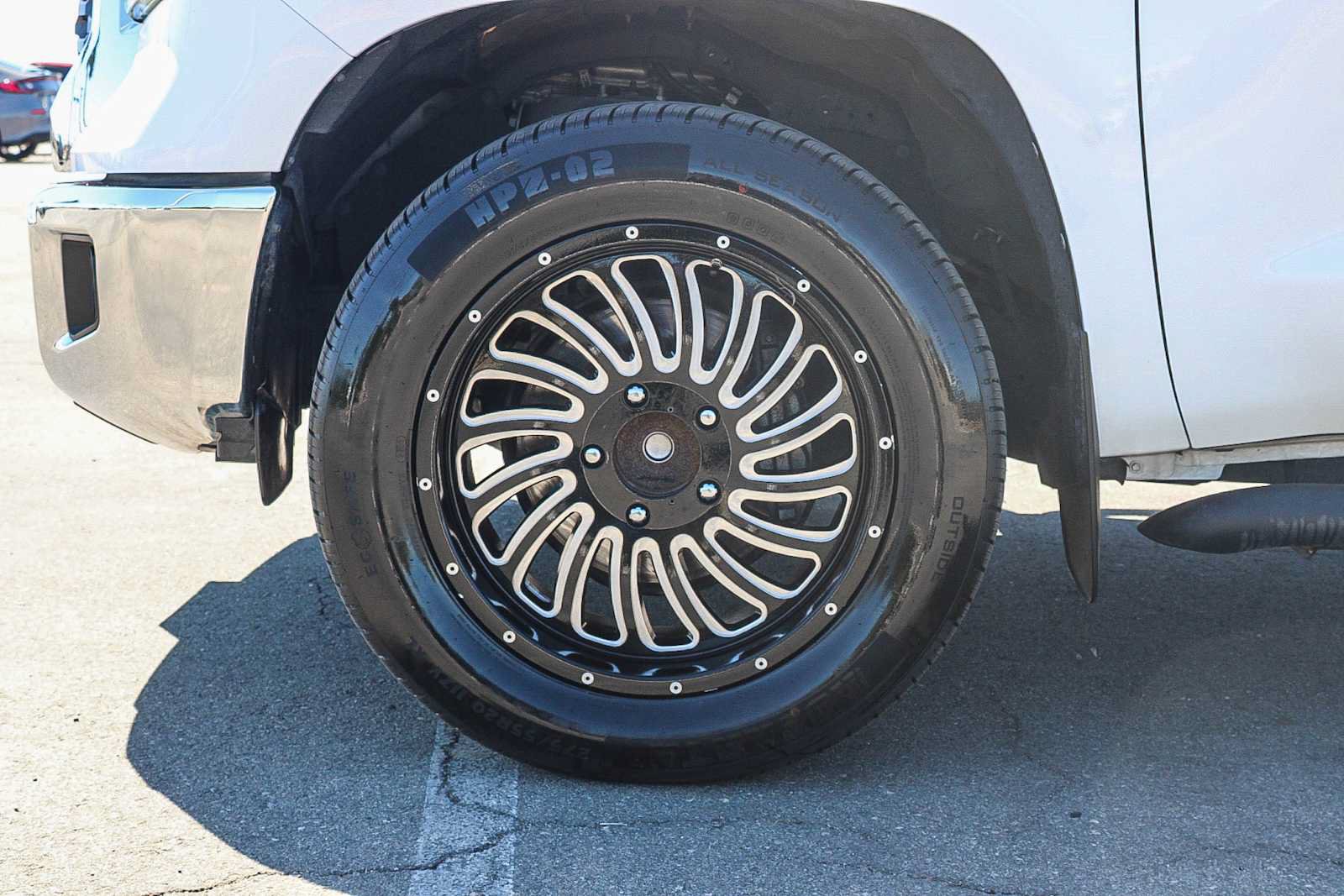 Used 2019 Toyota Tundra SR5 w/ SR5 Upgrade Package RWD image 15