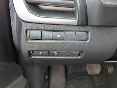 Certified 2023 Nissan Rogue SV image 24