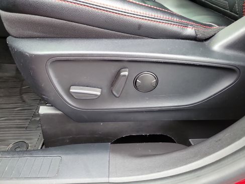 Used 2024 Ford Escape ST-Line Elite w/ Premium Technology Package image 20