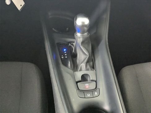 Used 2021 Toyota C-HR LE image 21