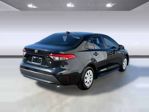 Certified 2022 Toyota Corolla L image 9