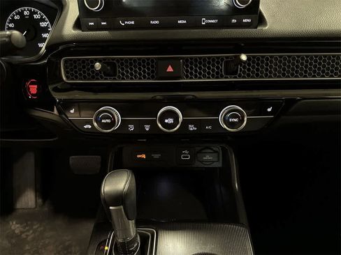 Used 2022 Honda Civic EX image 21