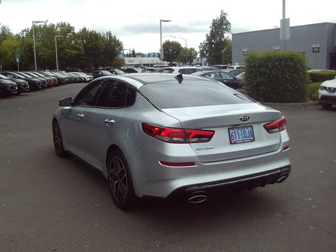 Used 2020 Kia Optima SE FWD image 3