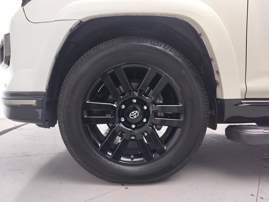 Used 2020 Toyota 4Runner Nightshade AWD/4WD image 26