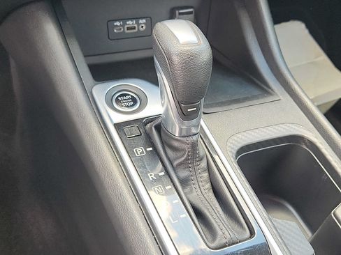 Used 2022 Nissan Sentra SV FWD image 14